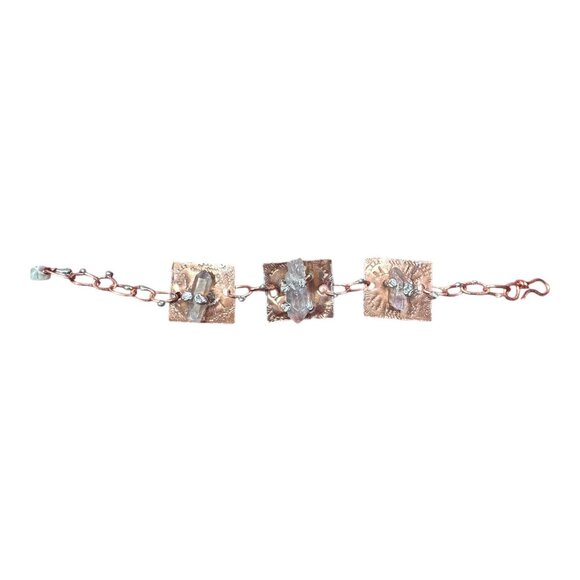 Handcrafted Copper Bracelet With Quartz Crystals & Hammered Metal Plates Artisan - Picture 3 of 12